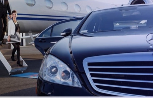 Ditch the Shuttle: Elevate Your West Palm Beach Airport Arrival with a Limo Service