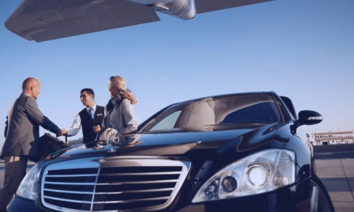 More Than Just a Ride ; Explore the Benefits of a West Palm Beach Airport Limo Service 